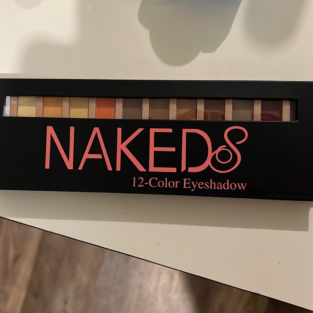 Eye shadow